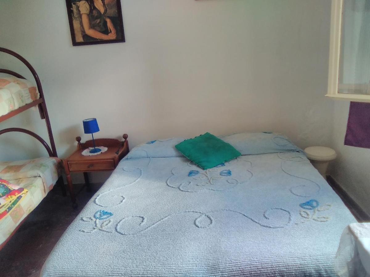 Room In Guest Room - Single Room With Shared Bathroom Taormina Exterior photo
